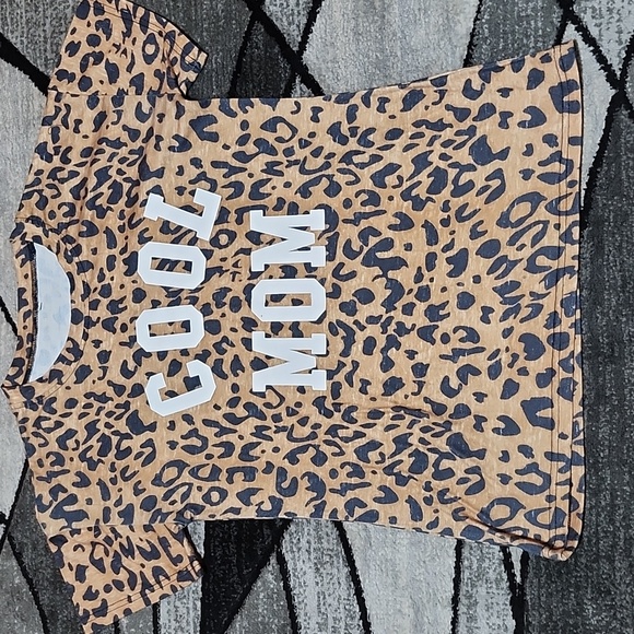 SET-OF-4 MAMA MOM SMALL TEE-SHIRT BUNDLE PRICE FIRM - Picture 2 of 16